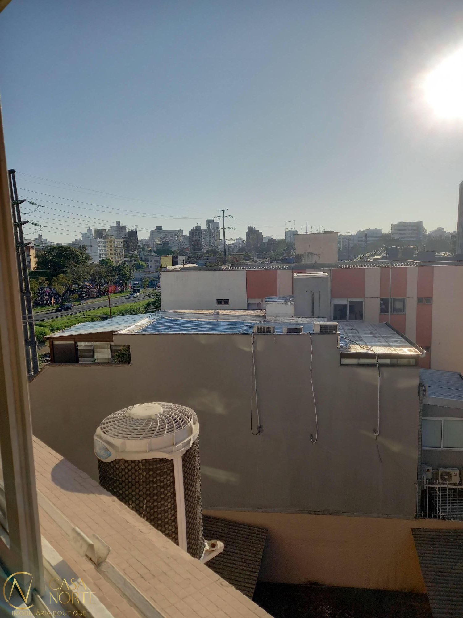Apartamento à venda com 2 quartos, 78m², 1 vaga, Rua João Guimarães no bairro Santa Cecília em Porto Alegre