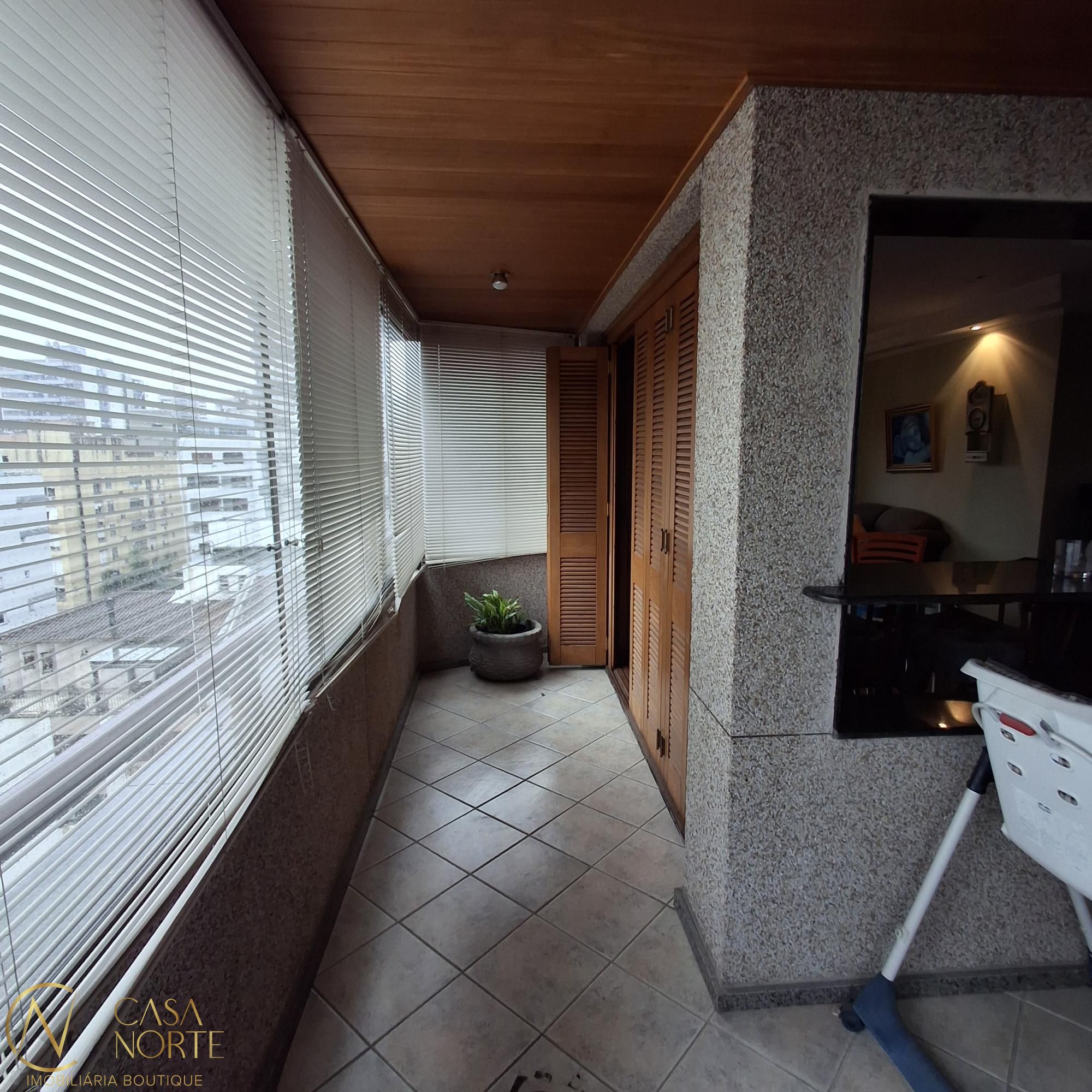 Cobertura à venda com 3 quartos, 201m², 1 suíte, 2 vagas, Rua Marcelo Gama no bairro Auxiliadora em Porto Alegre