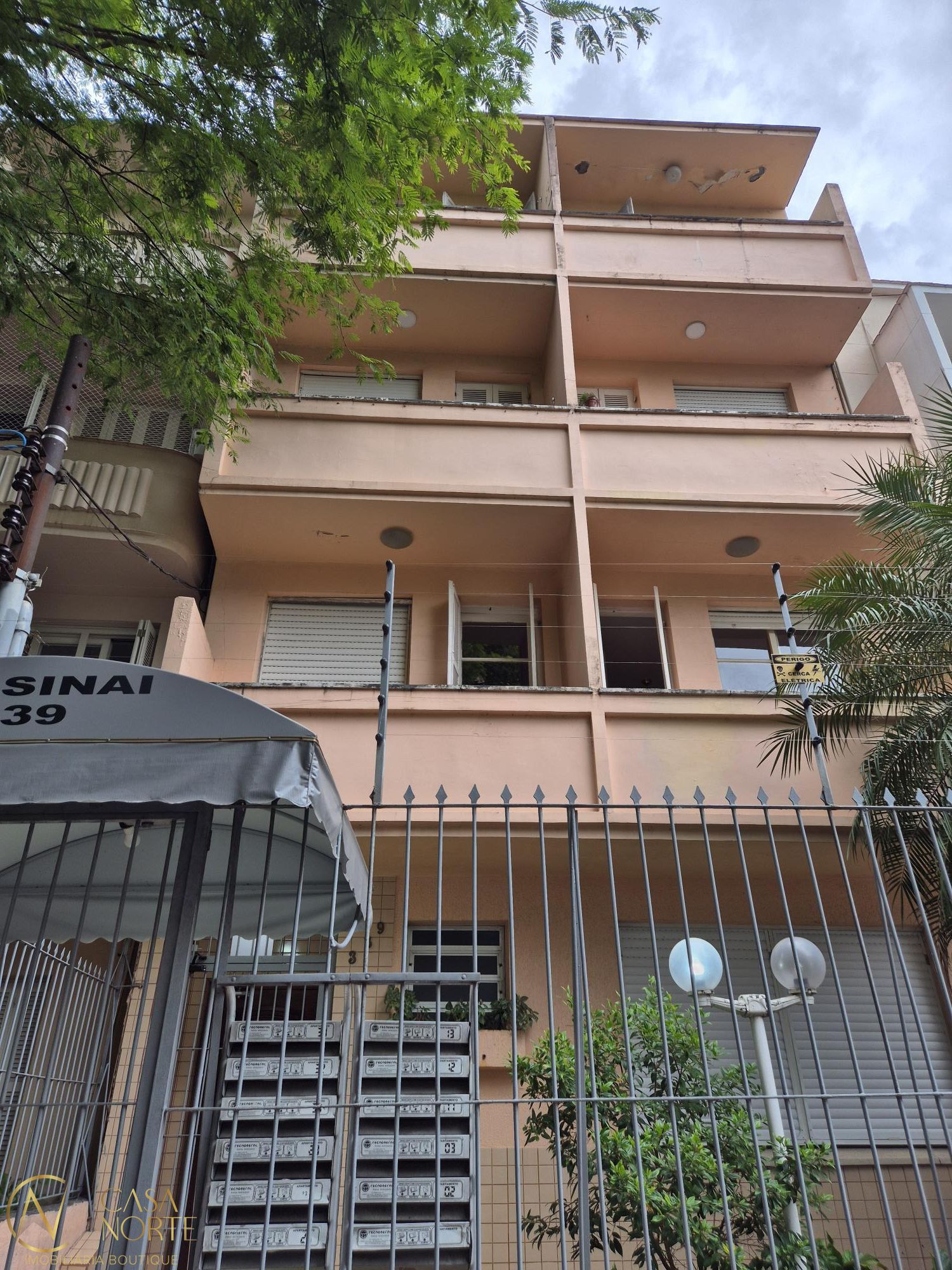 Apartamento à venda com 2 quartos, 58m², Rua Fernandes Vieira no bairro Bom Fim em Porto Alegre