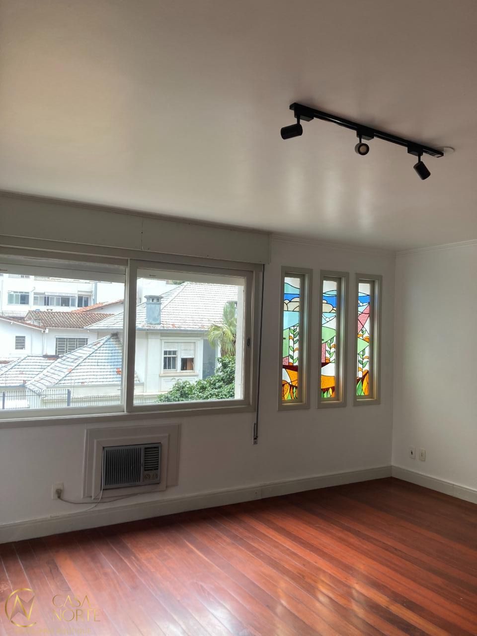 Apartamento à venda com 3 quartos, 93m², 2 suítes, 1 vaga, Rua Coronel Bordini no bairro Auxiliadora em Porto Alegre