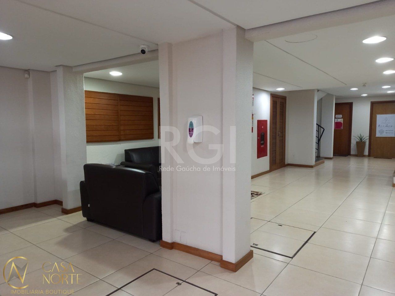 Sala Comercial à venda , 39m², Rua Quintino Bocaiuva no bairro Floresta em Porto Alegre