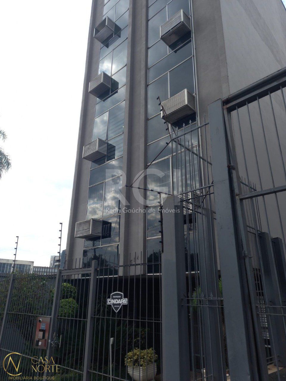 Sala Comercial à venda , 39m², Rua Quintino Bocaiuva no bairro Floresta em Porto Alegre