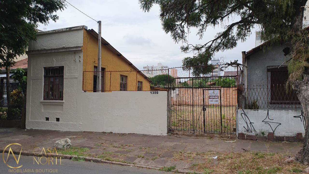 Terreno à venda  com 283m², Vicente da Fontoura no bairro Santana em Porto Alegre