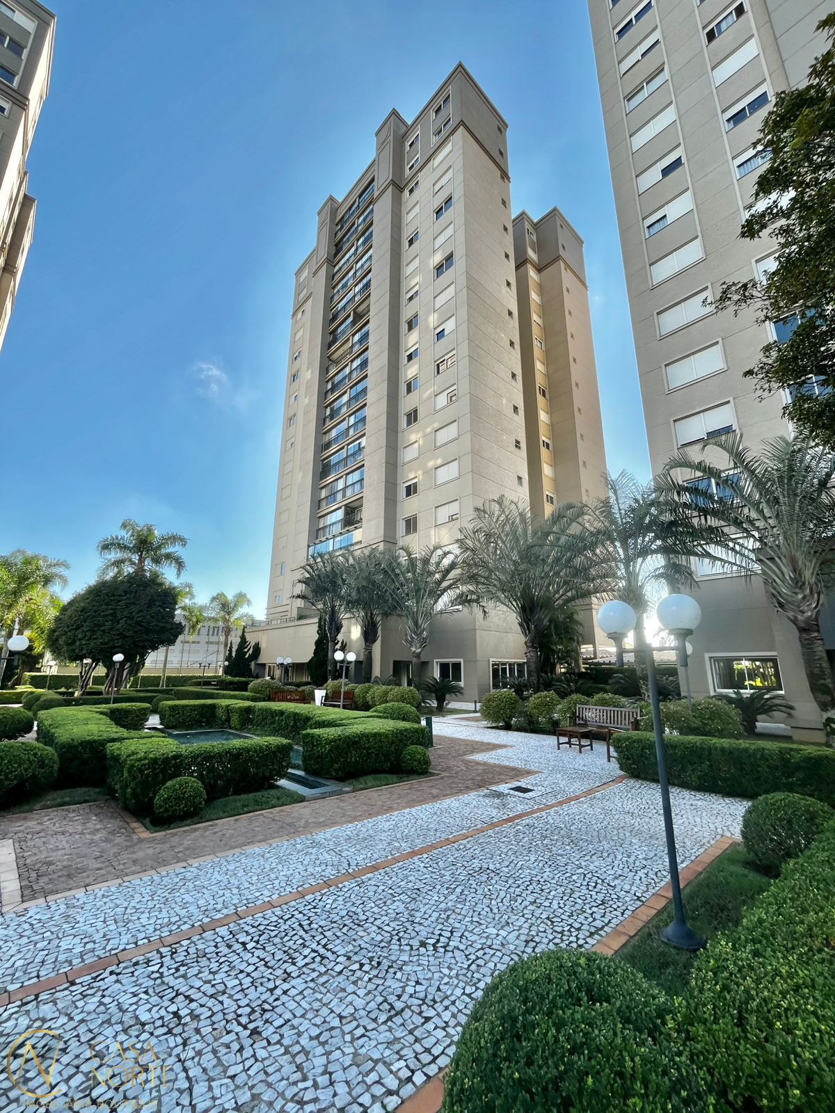 Apartamento à venda com 3 quartos, 94m², 1 suíte, 2 vagas, Avenida Túlio de Rose no bairro Jardim Europa em Porto Alegre