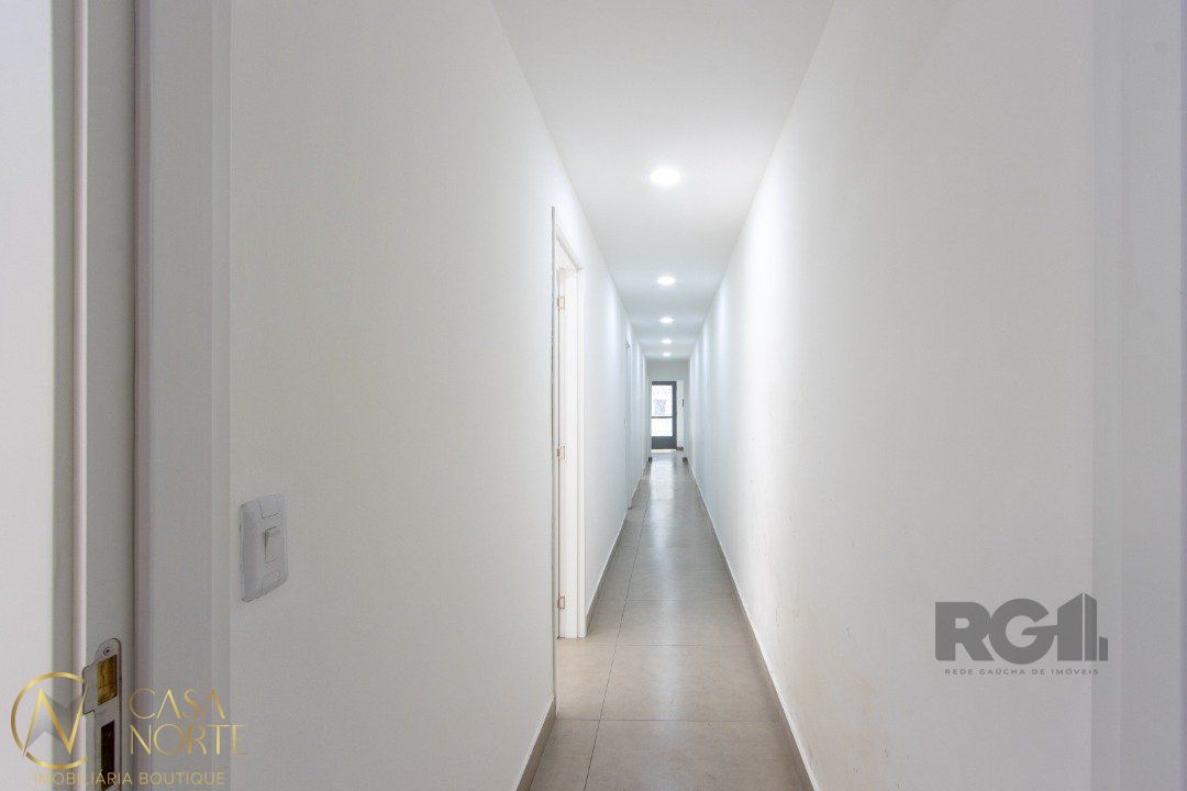 Casa à venda com 3 quartos, 100m², 2 suítes, 1 vaga, Rua Alberto Torres no bairro Cidade Baixa em Porto Alegre