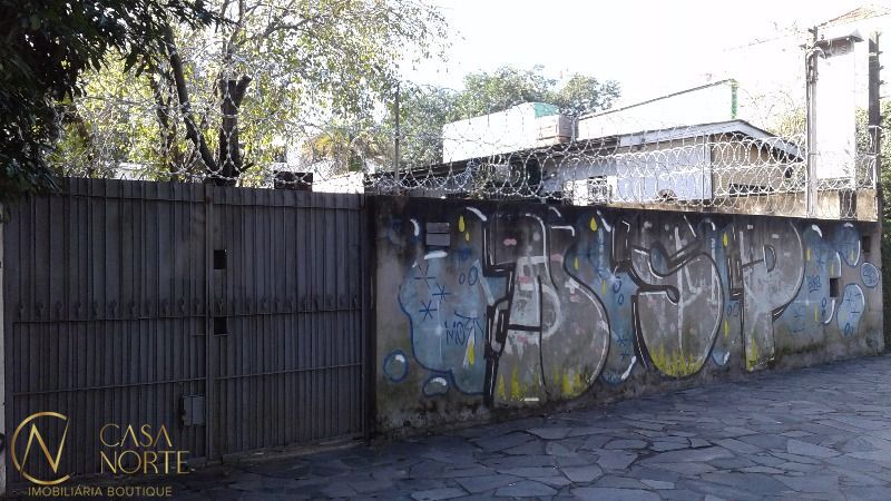 Terreno à venda  com 484m², Rua Coronel Claudino no bairro Cristal em Porto Alegre