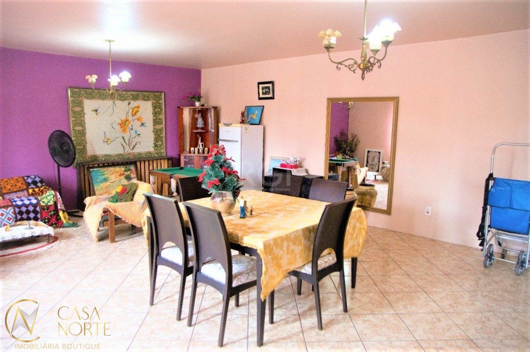 Casa à venda com 4 quartos, 423m², 1 suíte, 4 vagas, Rua Intendente Alfredo Azevedo no bairro Glória em Porto Alegre