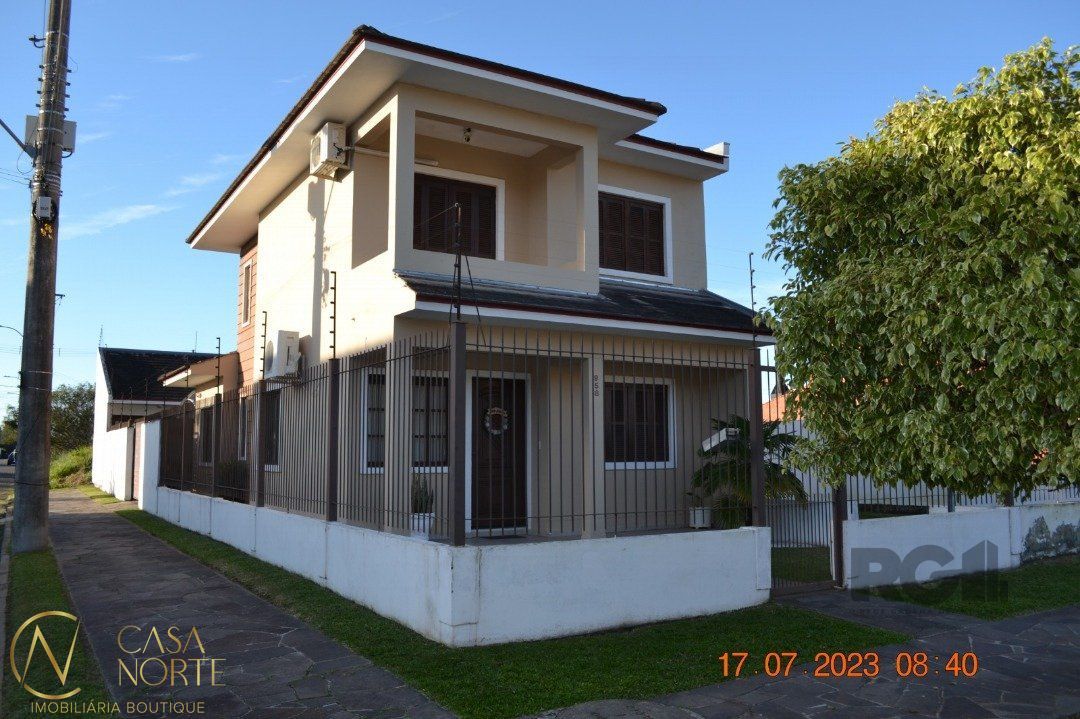 Casa à venda com 2 quartos, 145m², 1 vaga, Rua Doutor Hermes Pacheco no bairro Aberta dos Morros em Porto Alegre