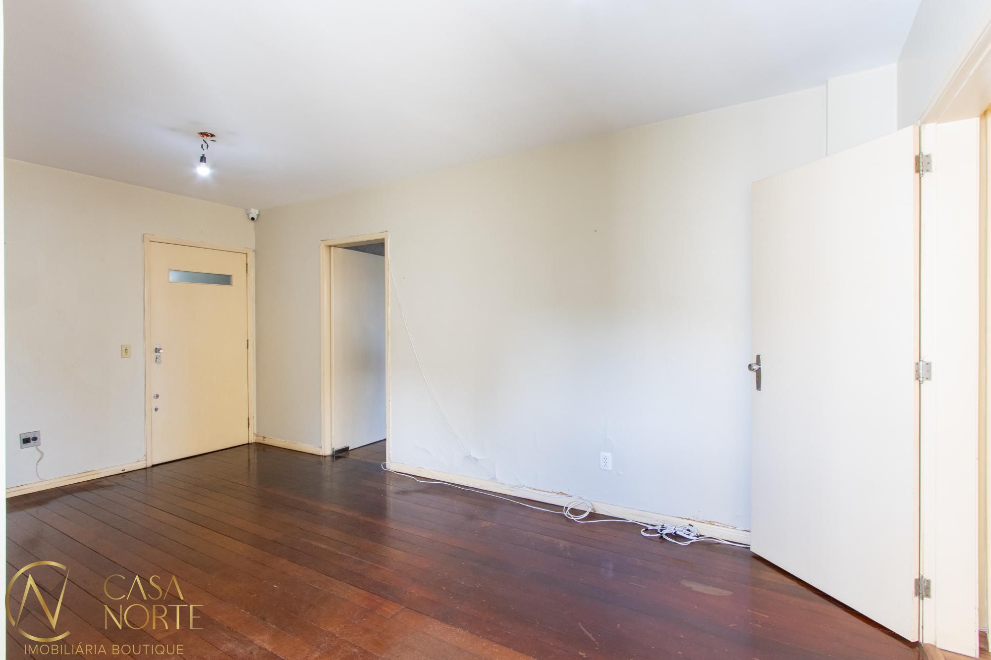 Apartamento à venda com 2 quartos, 76m², 1 vaga, Praça Nações Unidas no bairro Petrópolis em Porto Alegre