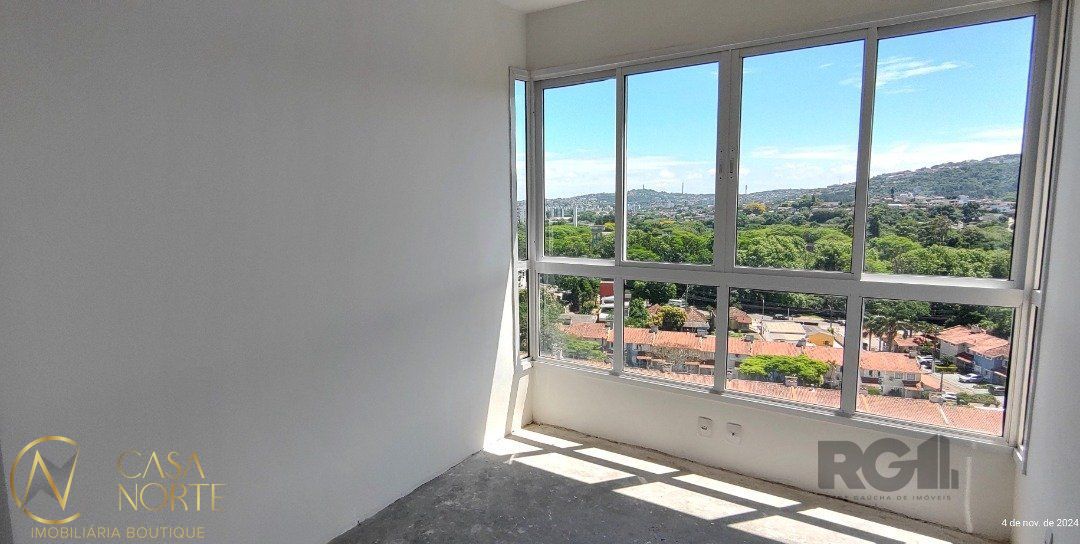 Apartamento à venda com 2 quartos, 42m², 1 vaga, Avenida da Cavalhada no bairro Cavalhada em Porto Alegre
