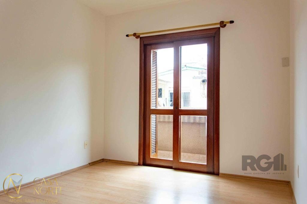 Apartamento à venda com 2 quartos, 54m², 1 vaga, Rua Monsenhor Veras no bairro Santana em Porto Alegre