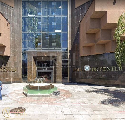 Sala Comercial à venda , 36m², Avenida Loureiro da Silva no bairro Cidade Baixa em Porto Alegre