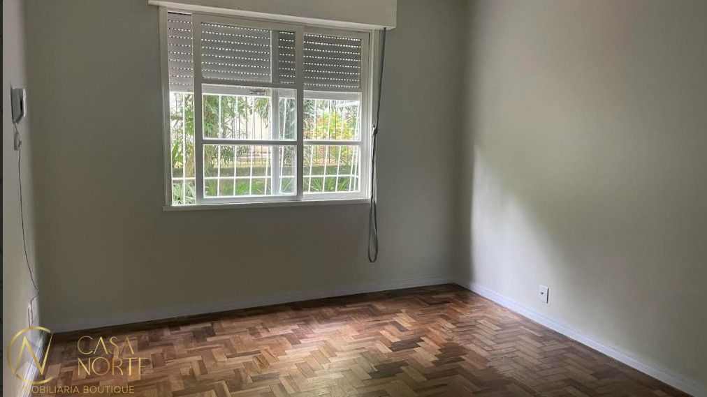 Apartamento à venda com 2 quartos, 52m², 1 vaga, Avenida Taquary no bairro Cristal em Porto Alegre