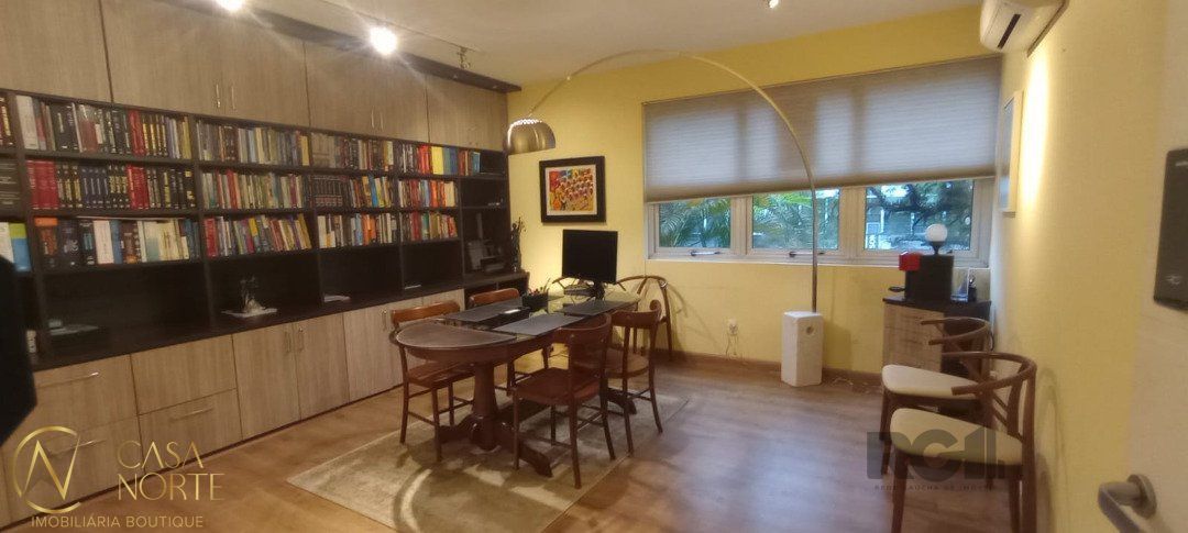 Sala Comercial à venda , 72m², 1 vaga, Rua Mostardeiro no bairro Moinhos de Vento em Porto Alegre