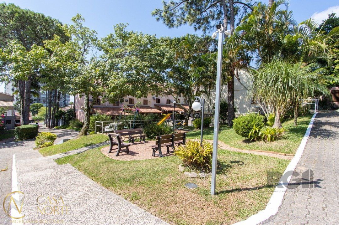 Casa de Condomínio à venda com 3 quartos, 93m², 1 vaga, Rua Padre João Batista Reus no bairro Vila Conceição em Porto Alegre