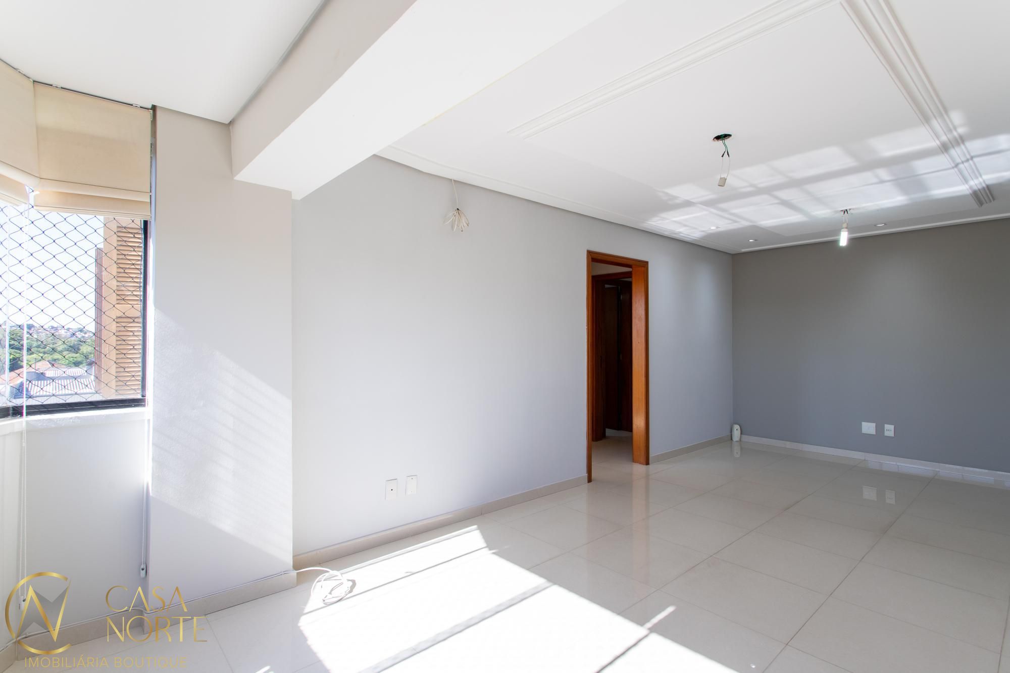 Cobertura à venda com 4 quartos, 172m², 1 suíte, 2 vagas, Rua Campos Elíseos no bairro Glória em Porto Alegre