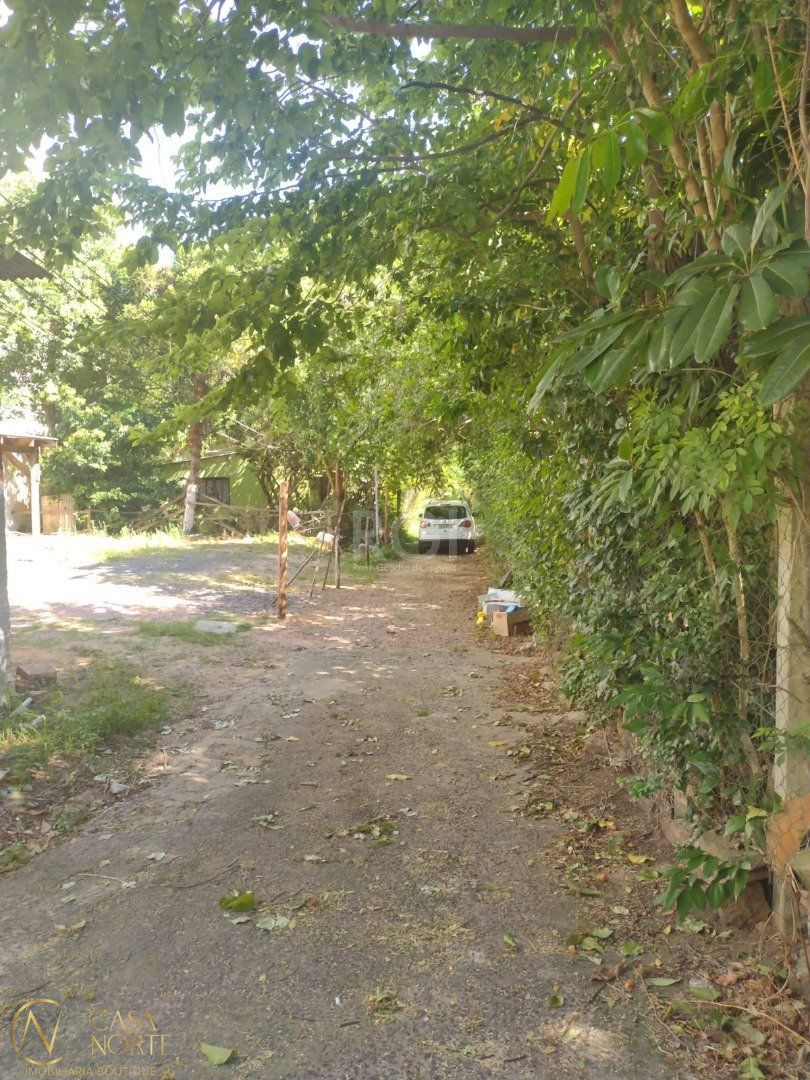Terreno à venda  com 1887m², Rua Doutor Pereira Neto no bairro Tristeza em Porto Alegre