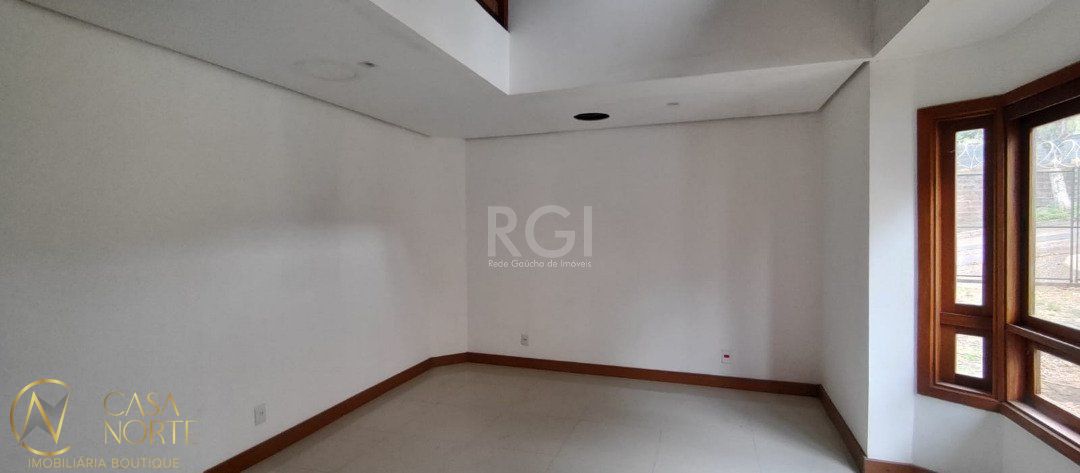 Casa de Condomínio à venda com 3 quartos, 158m², 1 suíte, 2 vagas, Rua Liberal no bairro Tristeza em Porto Alegre