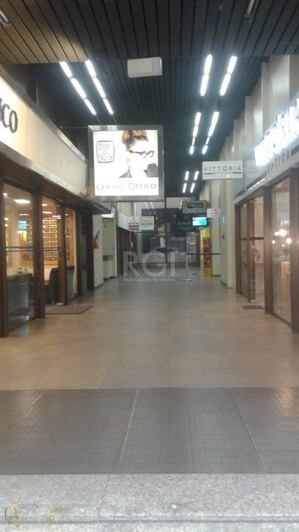 Sala Comercial à venda , 77m², Rua General Vitorino no bairro Centro Histórico em Porto Alegre