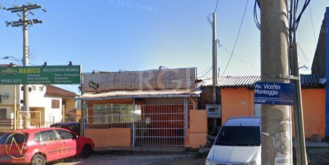 Terreno à venda  com 450m², Avenida Vicente Monteggia no bairro Cavalhada em Porto Alegre