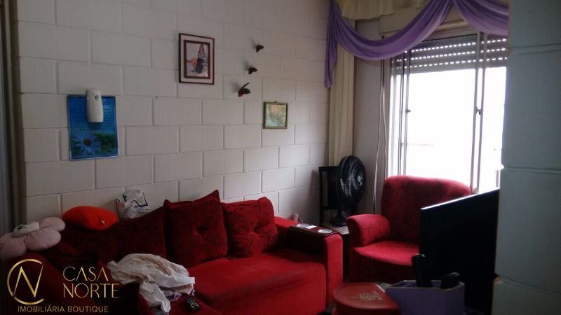 Apartamento à venda com 2 quartos, 58m², Rua Fernando Pessoa no bairro Vila Nova em Porto Alegre