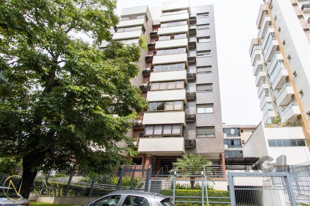 Apartamento à venda com 3 quartos, 107m², 1 suíte, 2 vagas, Rua Doutor Pereira Neto no bairro Tristeza em Porto Alegre