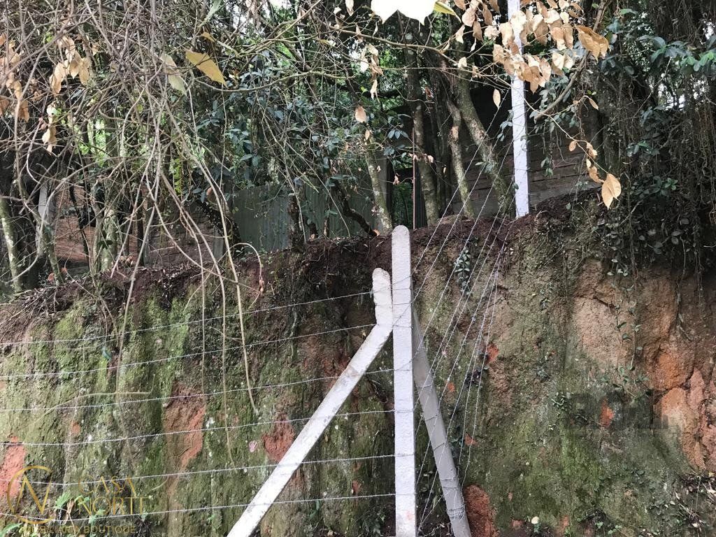 Terreno à venda  com 940m², Estrada Afonso Lourenco Mariante no bairro Belém Velho em Porto Alegre