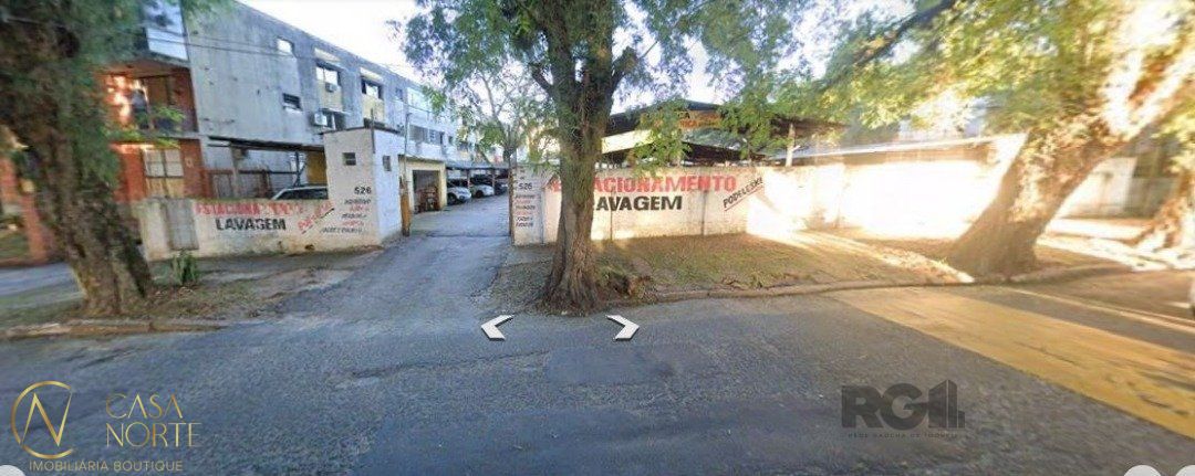 Terreno à venda  com 3800m², Rua Silveiro no bairro Menino Deus em Porto Alegre