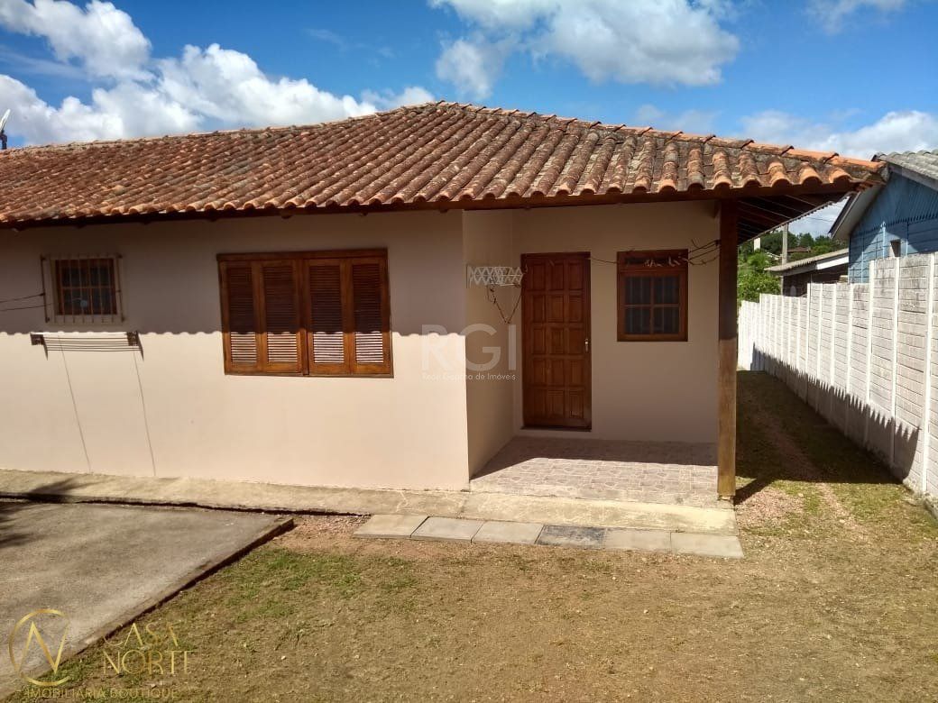 Casa à venda com 2 quartos, 250m², 4 vagas, Rua do Jesuíno - Lado Par no bairro Lageado em Porto Alegre