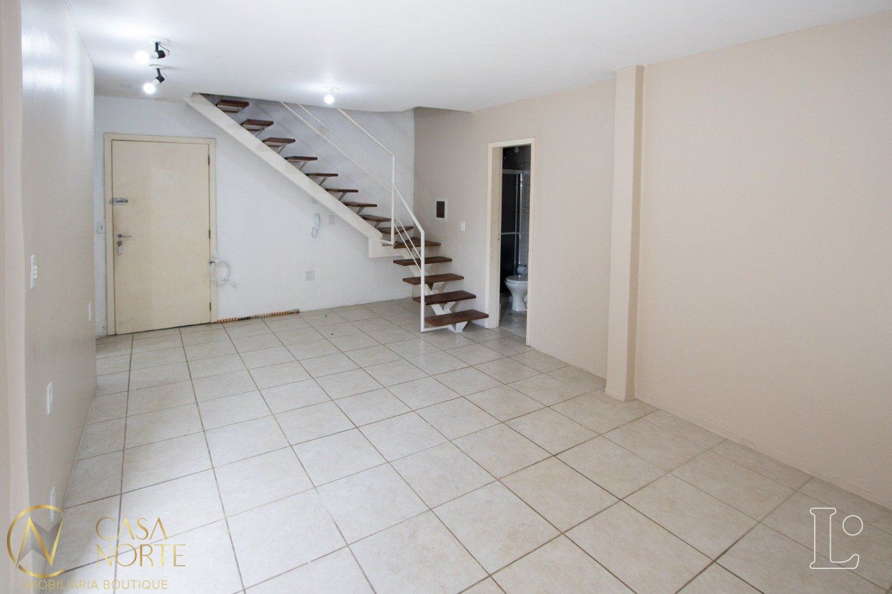 Apartamento à venda com 3 quartos, 76m², Rua Afonso Arinos no bairro Camaquã em Porto Alegre