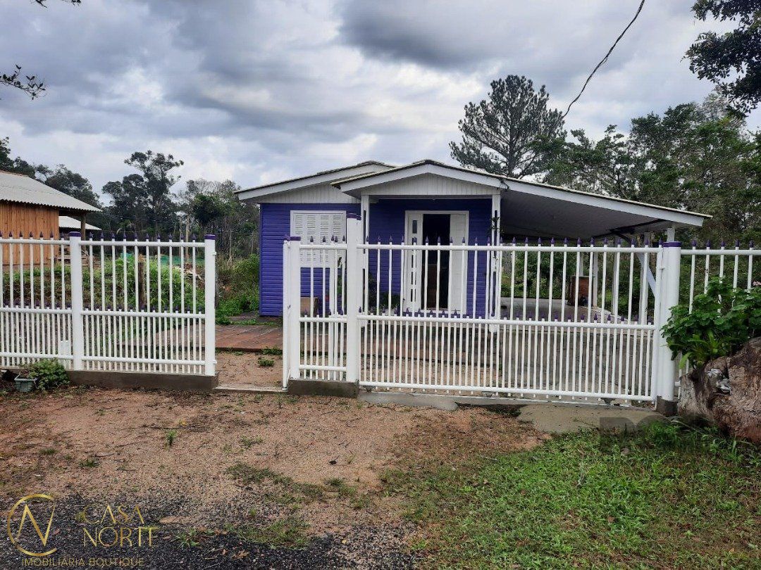 Casa à venda com 1 quarto, 29m², Avenida Edgar Pires de Castro no bairro Lageado em Porto Alegre