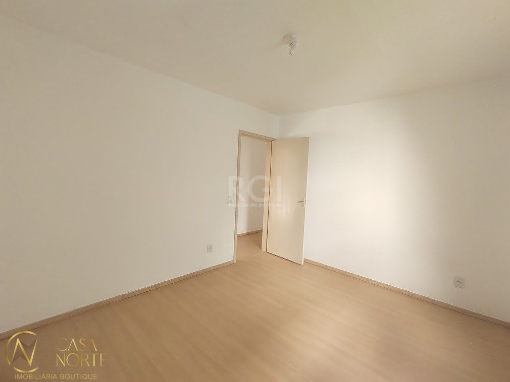 Apartamento à venda com 2 quartos, 54m², 1 vaga, Rua Padre João Batista Reus no bairro Camaquã em Porto Alegre