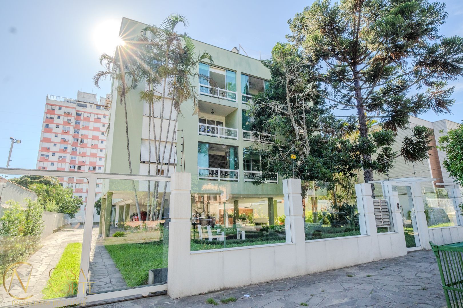 Apartamento à venda com 2 quartos, 70m², 1 vaga, Rua Curupaiti no bairro Cristal em Porto Alegre