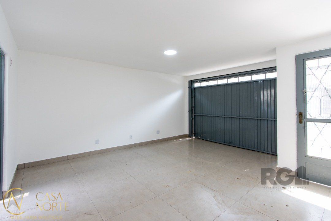 Casa à venda com 3 quartos, 100m², 2 suítes, 1 vaga, Rua Alberto Torres no bairro Cidade Baixa em Porto Alegre