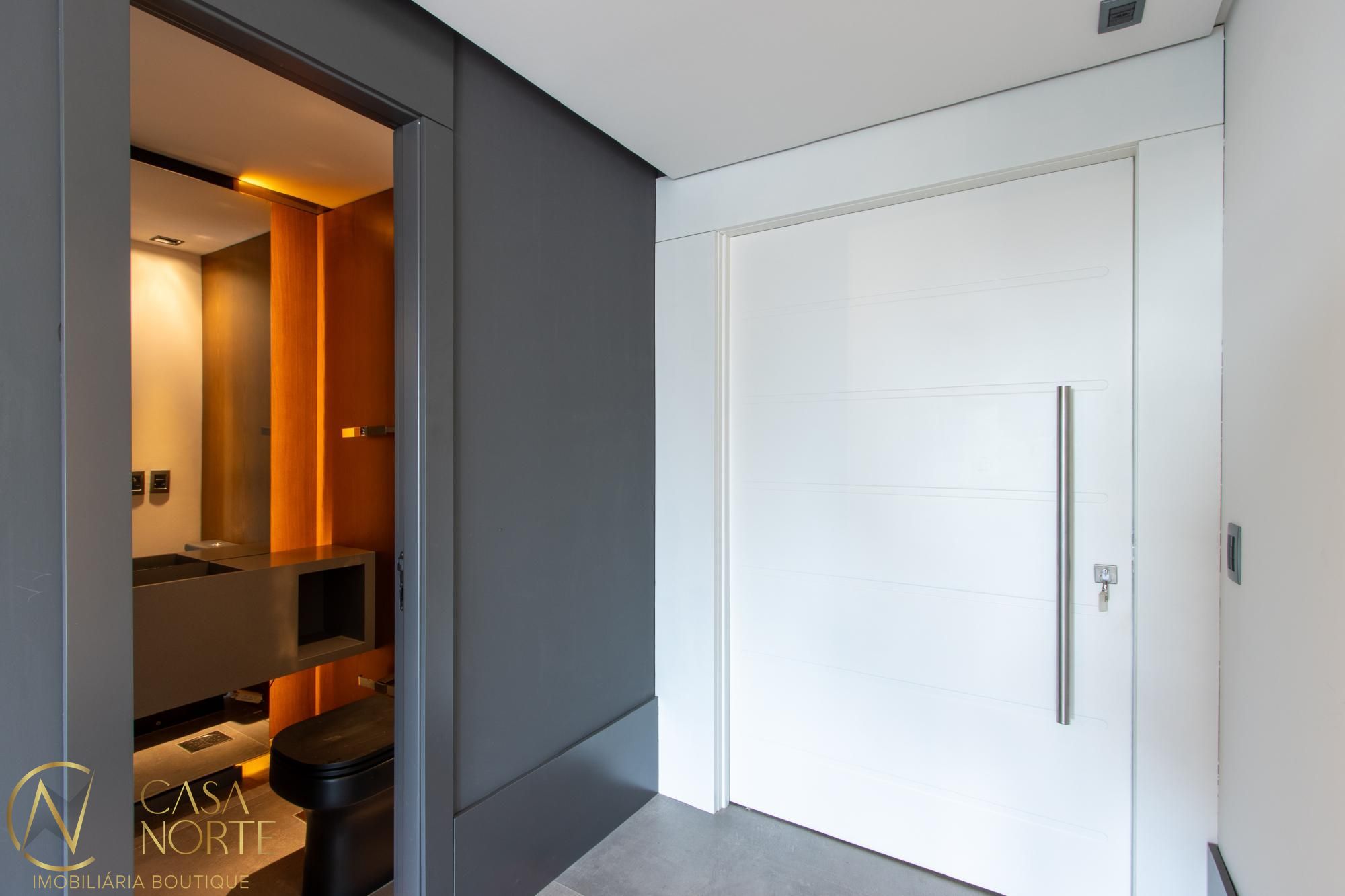 Apartamento à venda com 3 quartos, 231m², 3 suítes, 2 vagas, Rua Engenheiro Teixeira Soares no bairro Bela Vista em Porto Alegre
