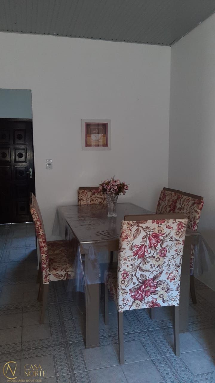 Casa à venda com 2 quartos, 88m², 2 vagas, Rua D no bairro Lageado em Porto Alegre