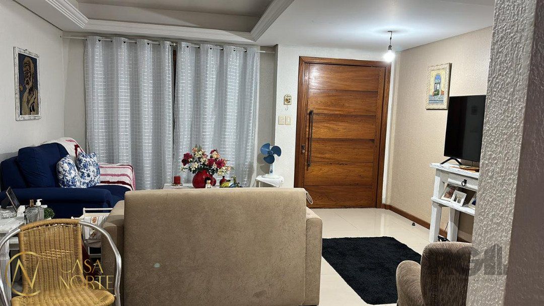 Casa à venda com 3 quartos, 239m², 3 suítes, 2 vagas, Rua Professor Antônio José Remião no bairro Espírito Santo em Porto Alegre