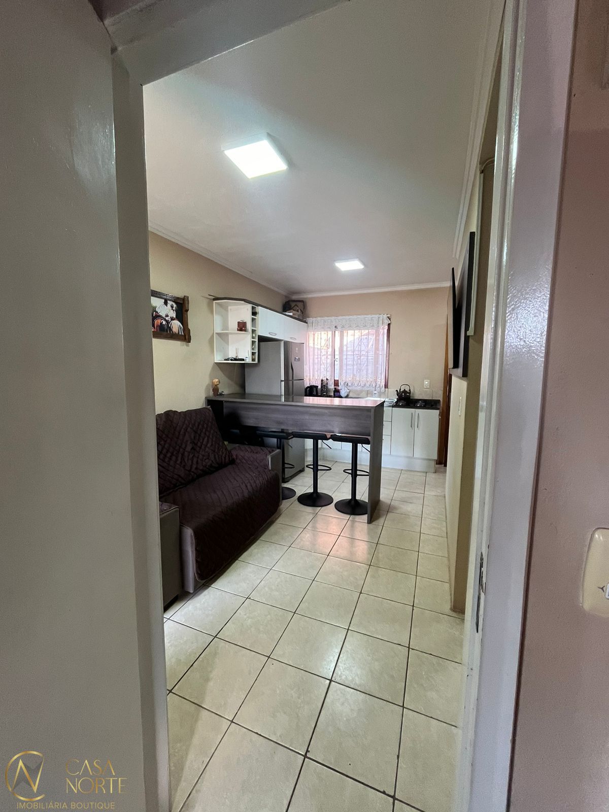 Casa de Condomínio à venda com 1 quarto, 62m², 1 vaga, Rua Jacundá no bairro Guarujá em Porto Alegre