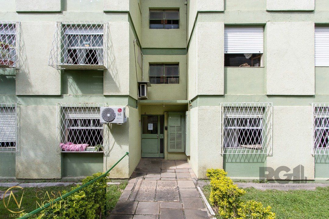 Apartamento à venda com 3 quartos, 50m², Avenida Chui no bairro Cristal em Porto Alegre
