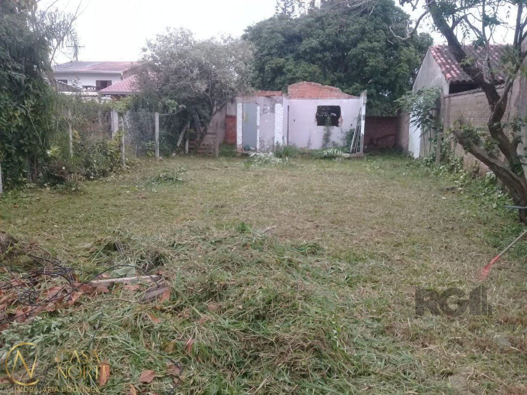 Terreno à venda  com 300m², Rua Telmo Vieira de Araújo no bairro Aberta dos Morros em Porto Alegre