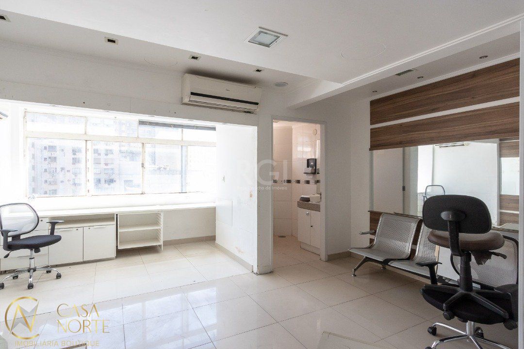 Sala Comercial à venda , 252m², Rua dos Andradas no bairro Centro Histórico em Porto Alegre