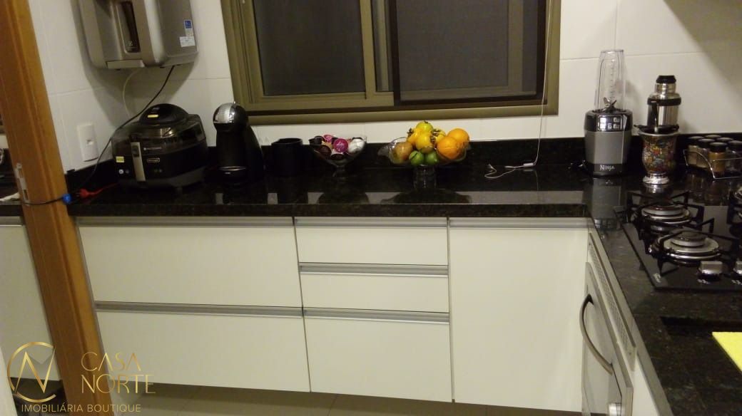 Apartamento à venda com 3 quartos, 104m², 1 suíte, 1 vaga, Avenida da Cavalhada no bairro Cavalhada em Porto Alegre