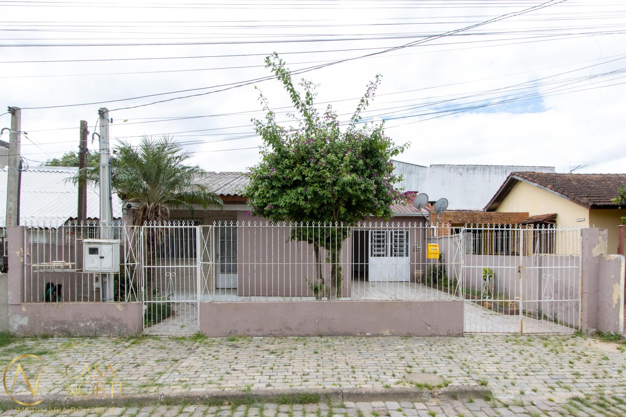 Casa à venda com 3 quartos, 80m², 1 vaga, Rua Engenheiro Homero Carlos Simon no bairro Restinga em Porto Alegre