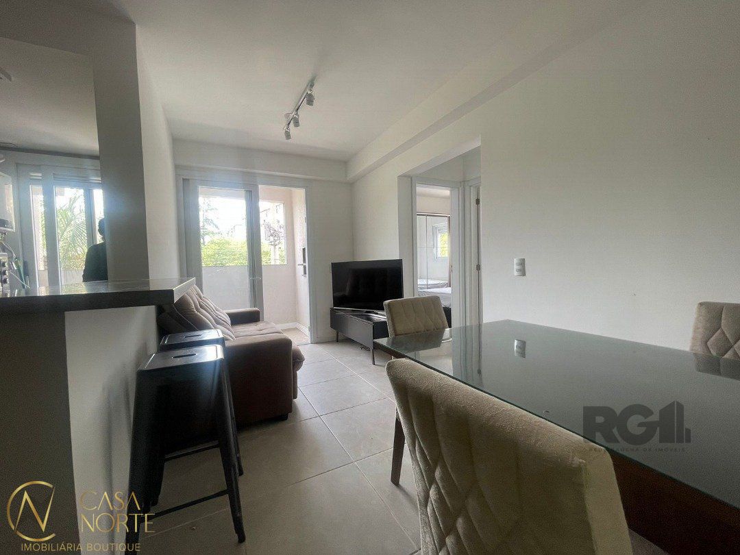 Apartamento à venda com 2 quartos, 50m², 1 vaga, Rua Coronel Aparício Borges no bairro Glória em Porto Alegre