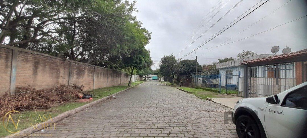 Terreno à venda  com 300m², Rua Manoel do Carmo no bairro Nonoai em Porto Alegre
