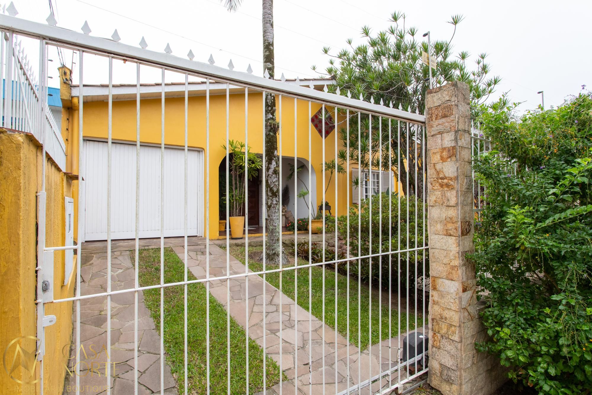 Casa à venda com 5 quartos, 183m², 1 suíte, 3 vagas, Avenida Pereira Passos no bairro Vila Assunção em Porto Alegre