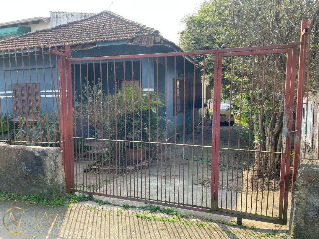 Terreno à venda  com 528m², Rua Doutor Barcelos no bairro Tristeza em Porto Alegre