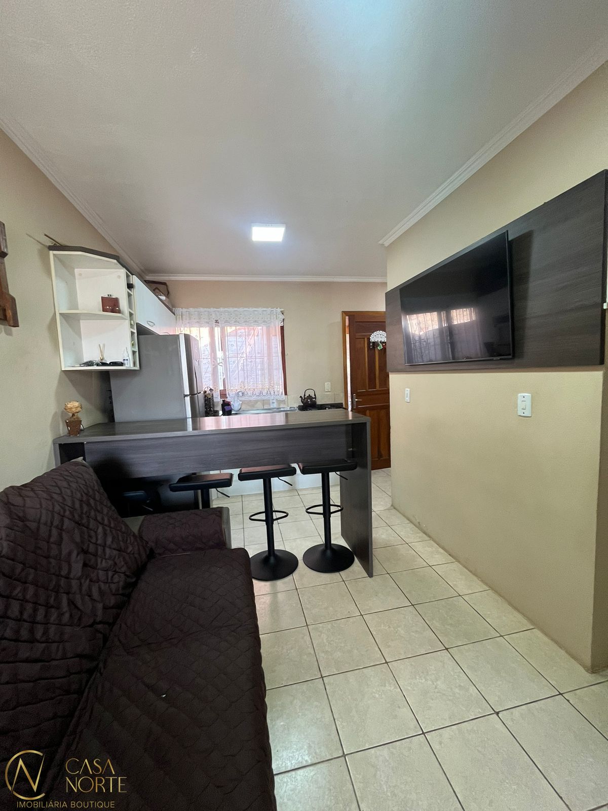 Casa de Condomínio à venda com 1 quarto, 62m², 1 vaga, Rua Jacundá no bairro Guarujá em Porto Alegre