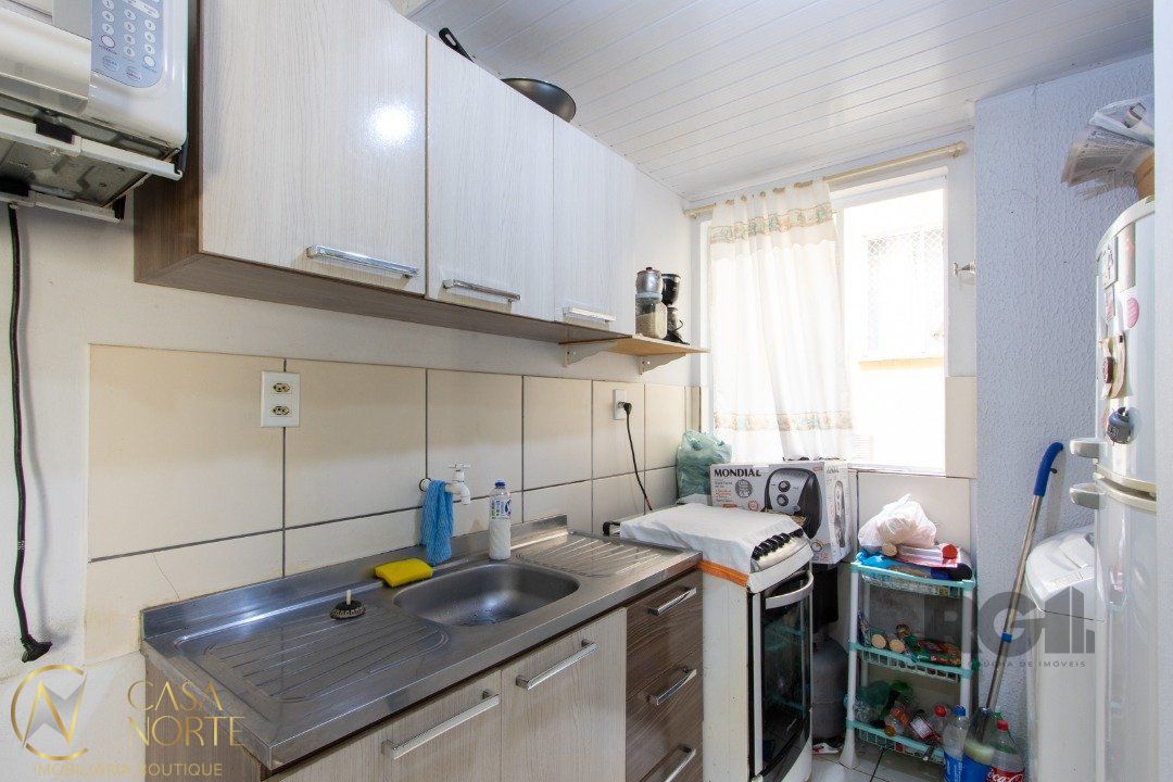 Apartamento à venda com 2 quartos, 42m², 1 vaga, Rua Intendente Alfredo Azevedo no bairro Glória em Porto Alegre