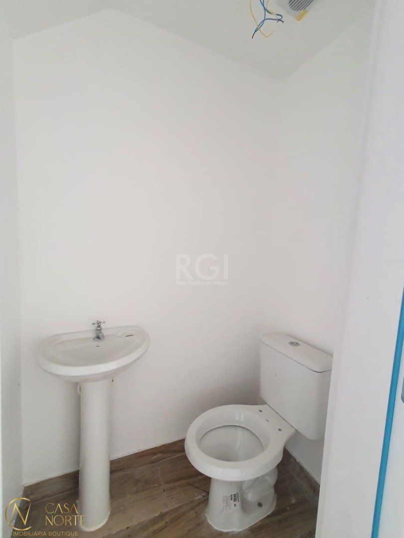 Casa de Condomínio à venda com 2 quartos, 64m², 1 vaga, Avenida Belem Velho no bairro Vila Nova em Porto Alegre
